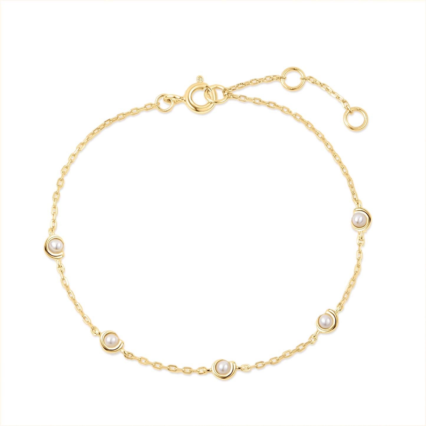 A gold-plated pearl bracelet featuring a series of round freshwater pearls strung together with a gold-plated clasp.